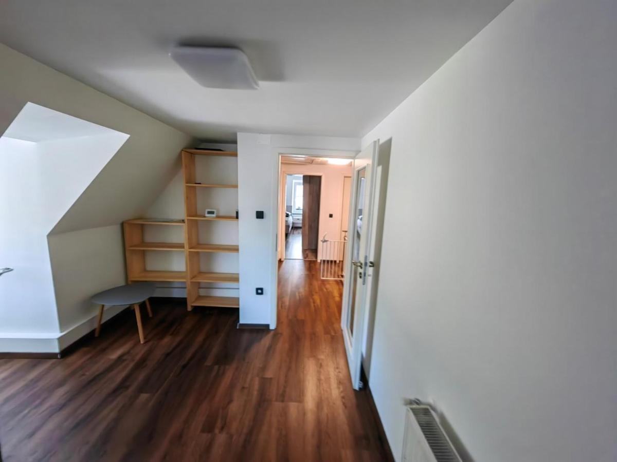 Sana Apartamento Postojna Exterior foto