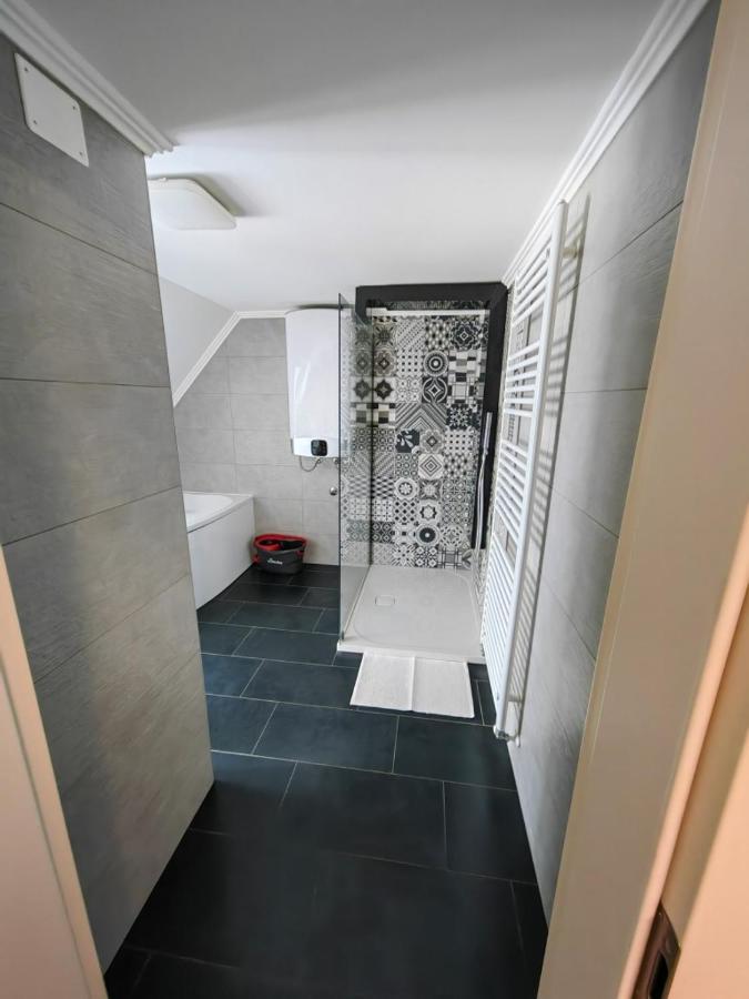 Sana Apartamento Postojna Exterior foto