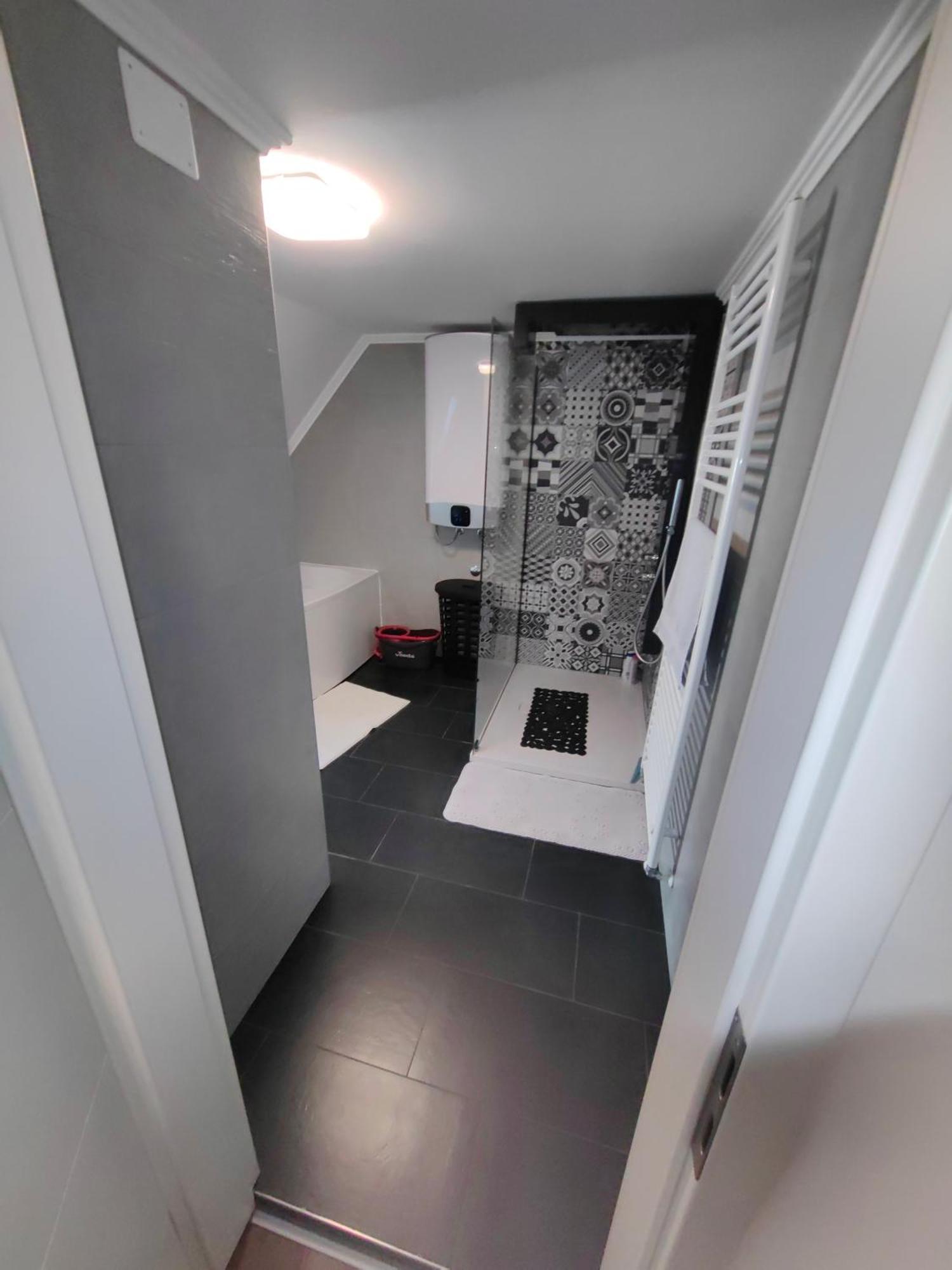 Sana Apartamento Postojna Exterior foto