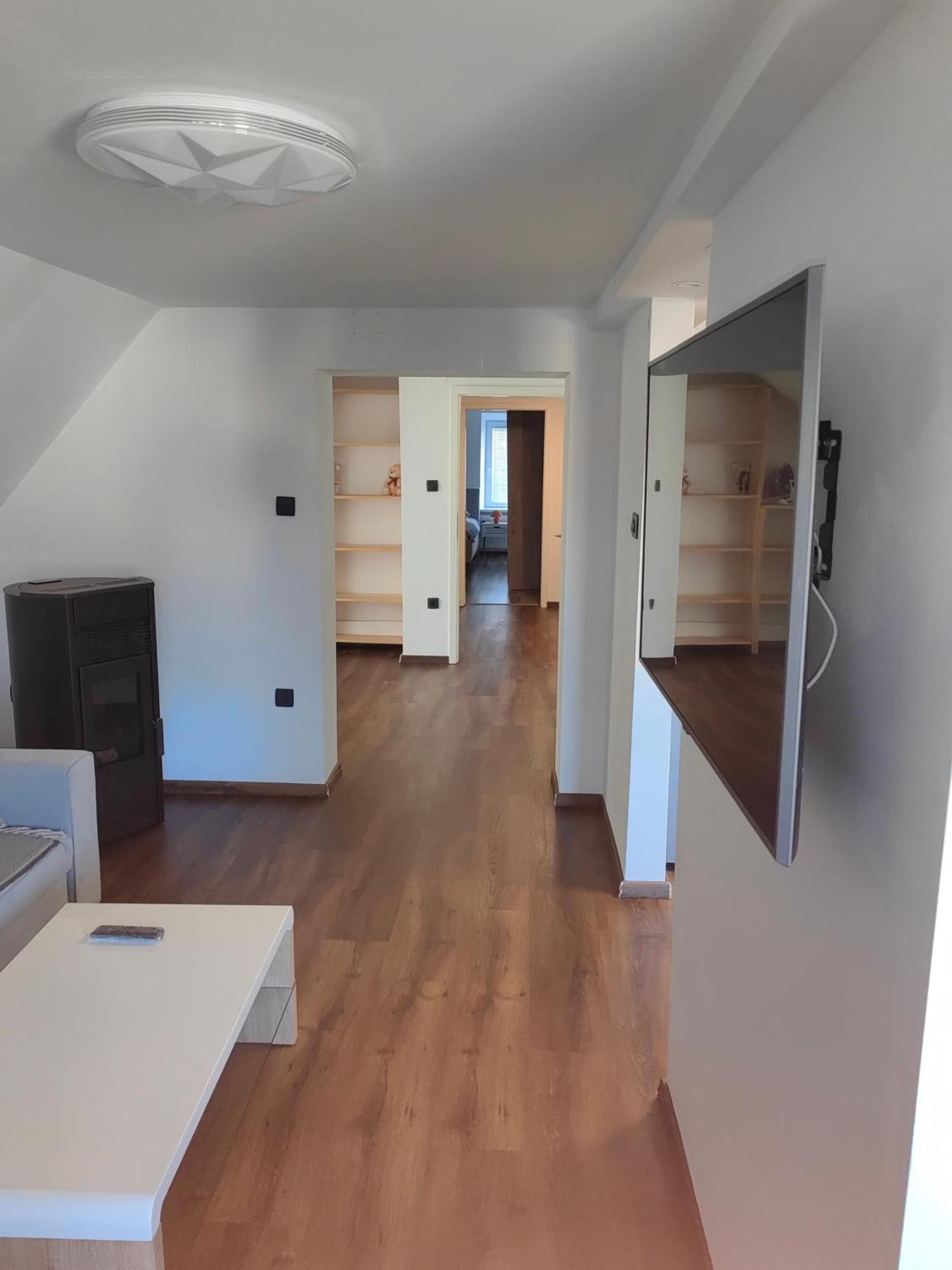 Sana Apartamento Postojna Exterior foto