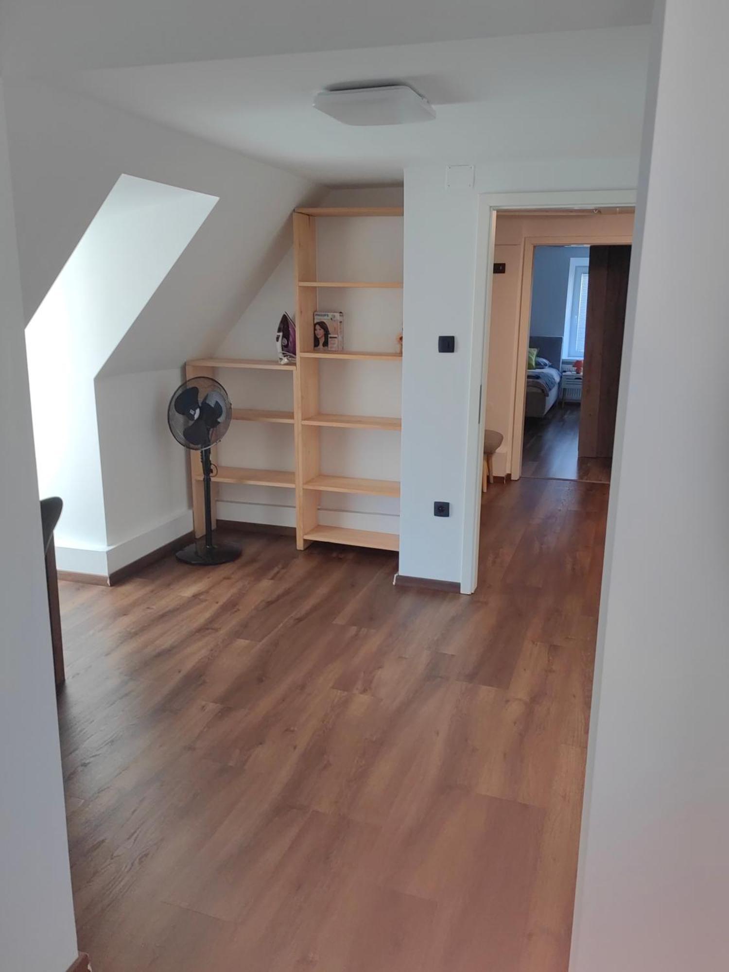 Sana Apartamento Postojna Exterior foto